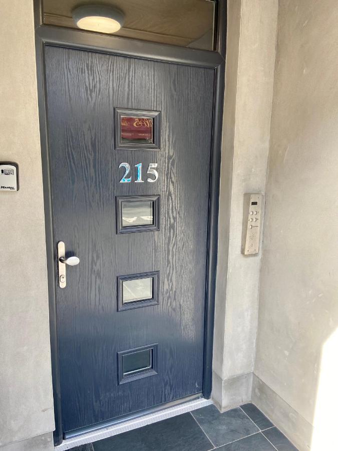 High Street, Stylish City Centre Apartment, 3 Bed 퍼스 외부 사진