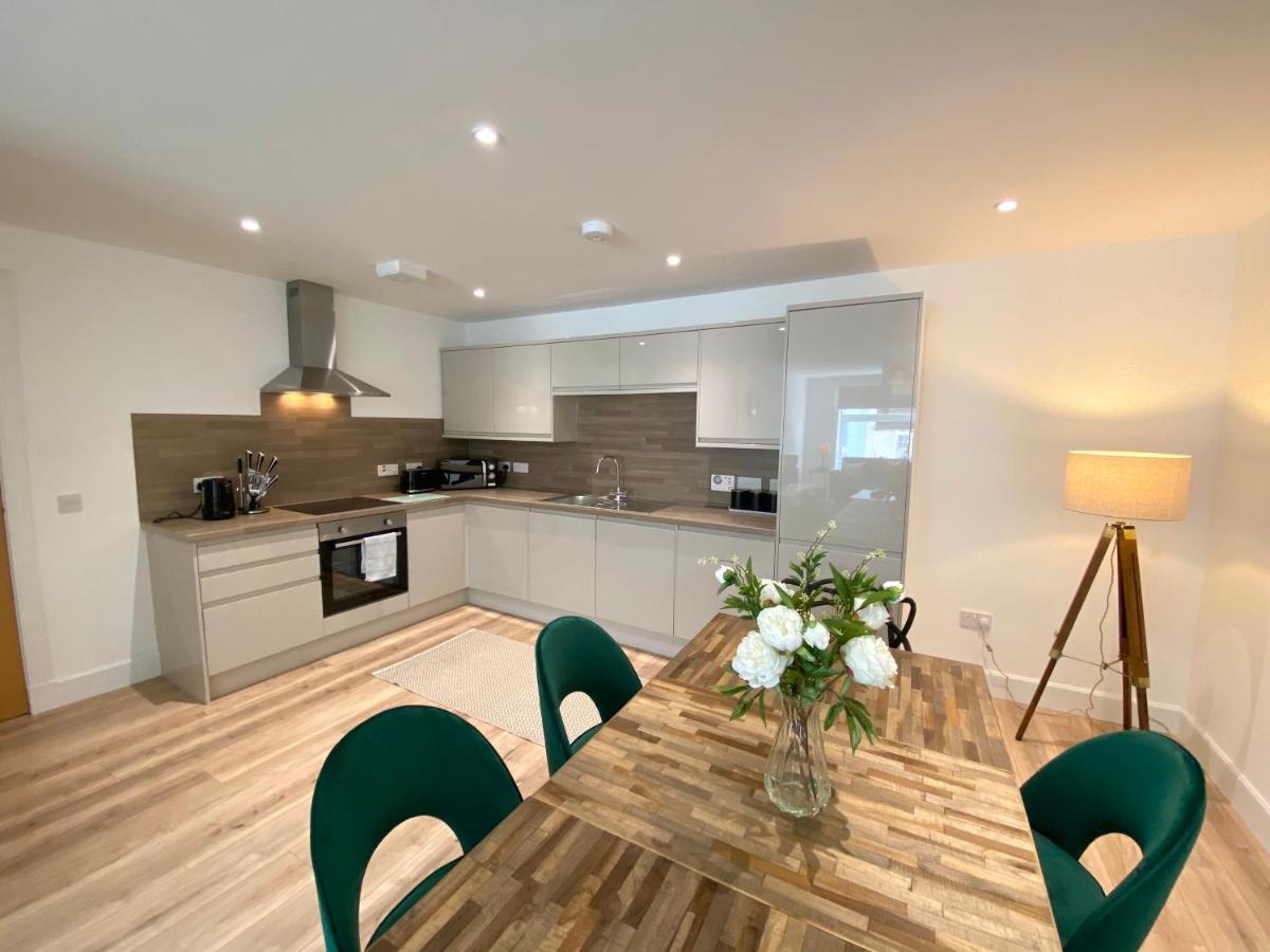 High Street, Stylish City Centre Apartment, 3 Bed 퍼스 외부 사진